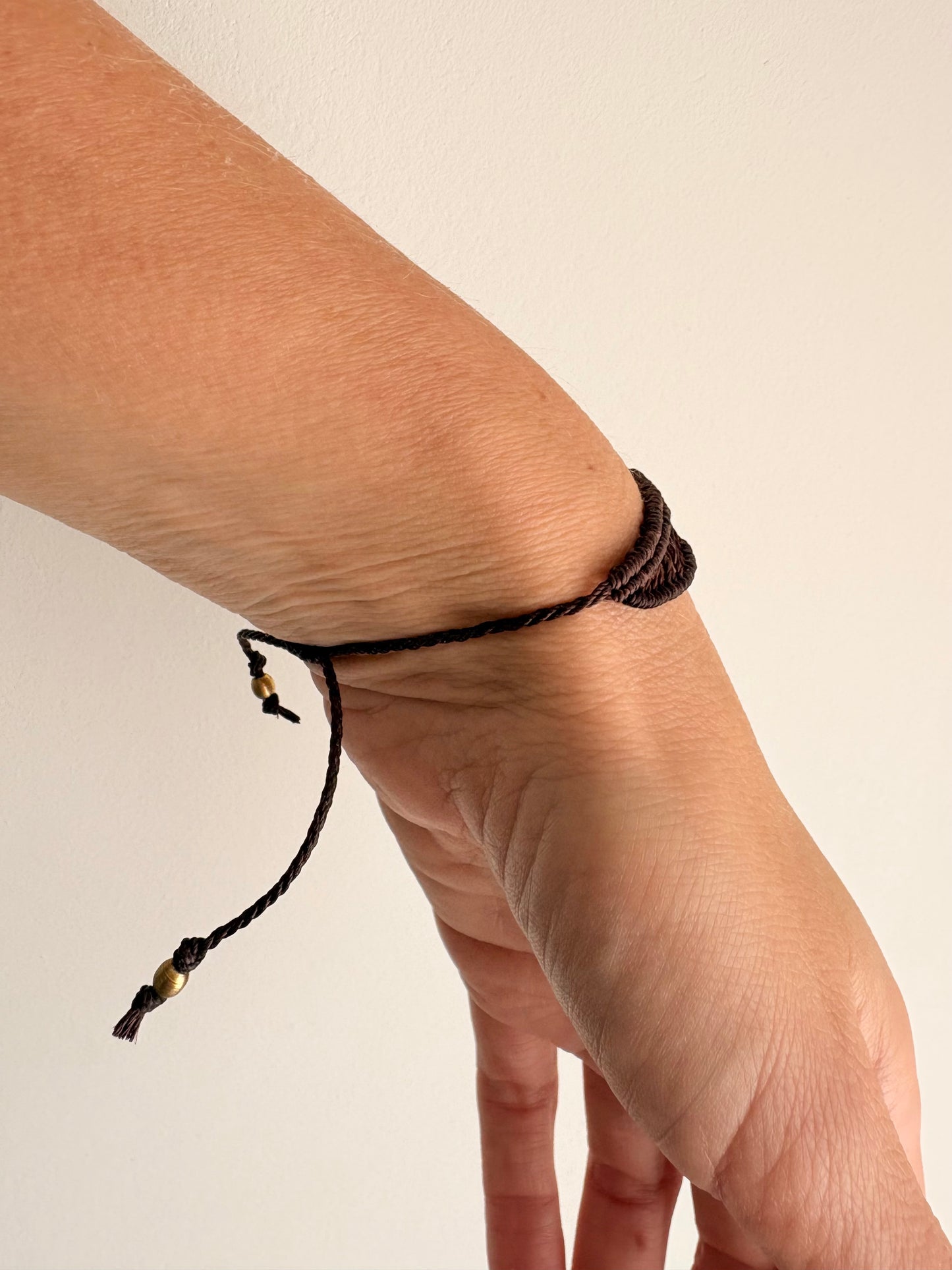 Guardian armband donker bruin - Labradoriet