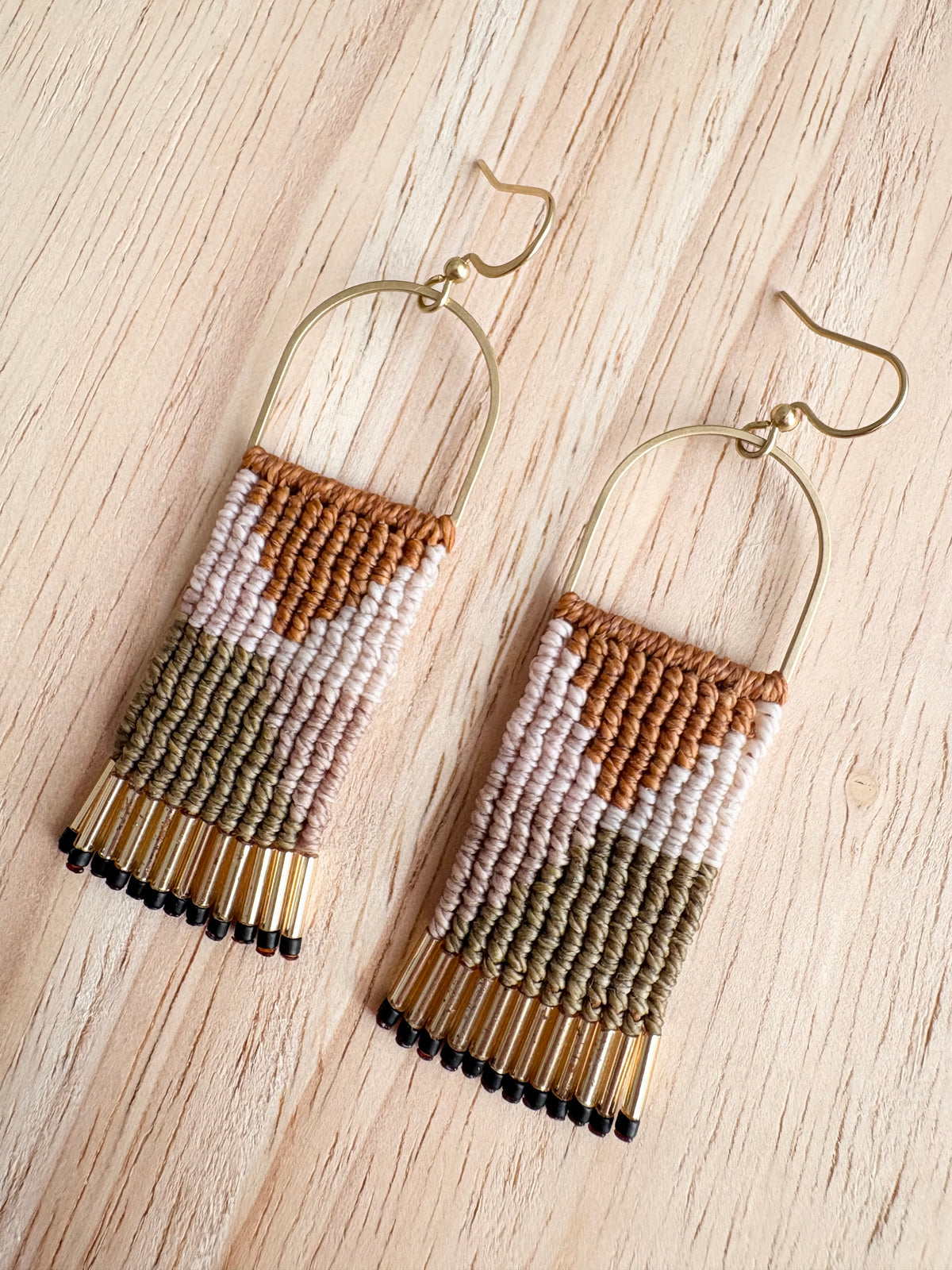 Miyuki macramé kleedje - oorbellen